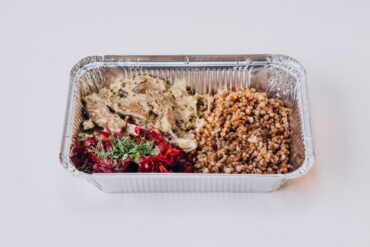 take-away-food-with-vegetables-meat-boxes_1303-25004